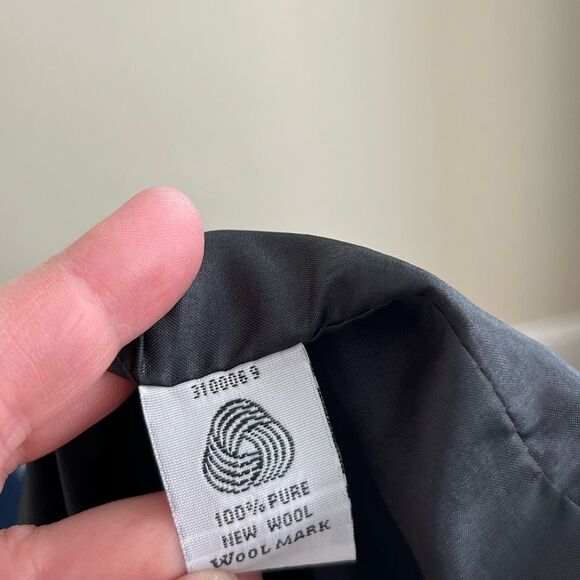 Pendleton 100% Wool Black Blazer Jacket Size 10 Vintage Minimalist Workwear - Picture 8 of 9